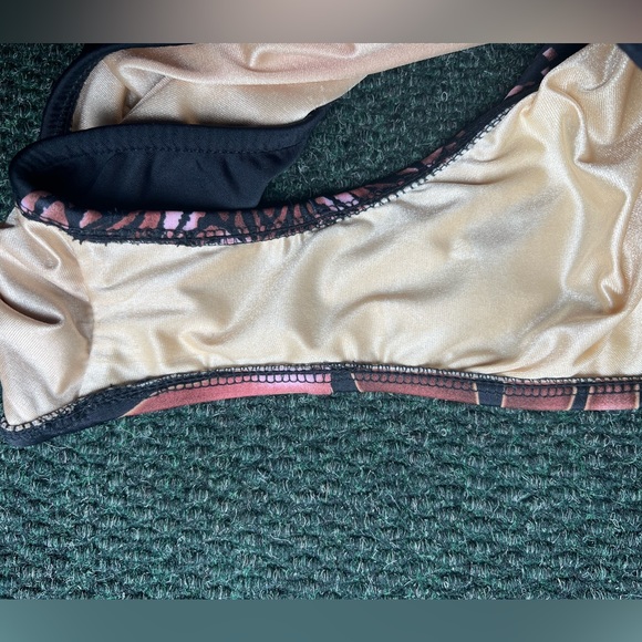 CAROL WIOR / animal print and black swimsuit / 18W - Picture 8 of 11